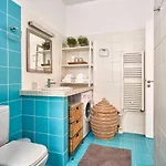 Academia Rhodes City