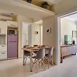 アパート Academia