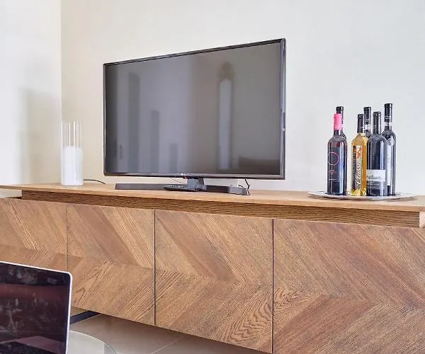 Appartement Academia *