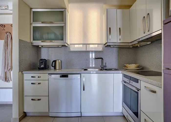 Academia Rhodes City