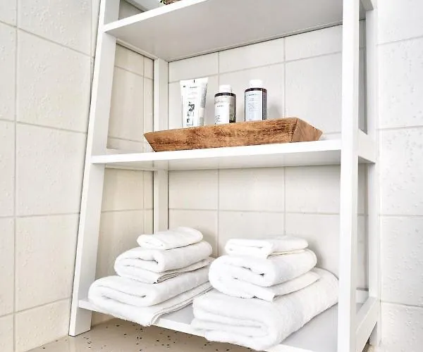 Academia Rhodes City