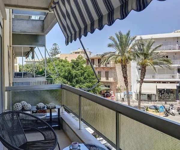 Academia Διαμέρισμα *